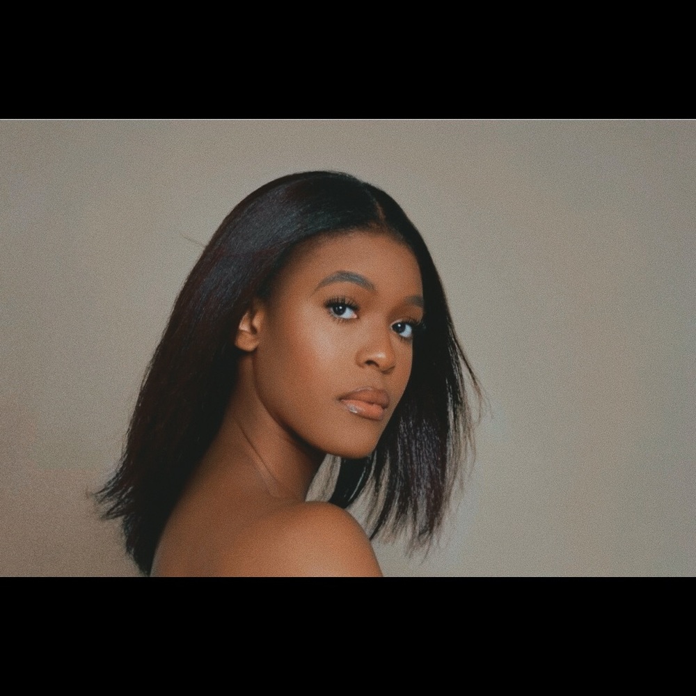 Meet your Posher, Adriannah